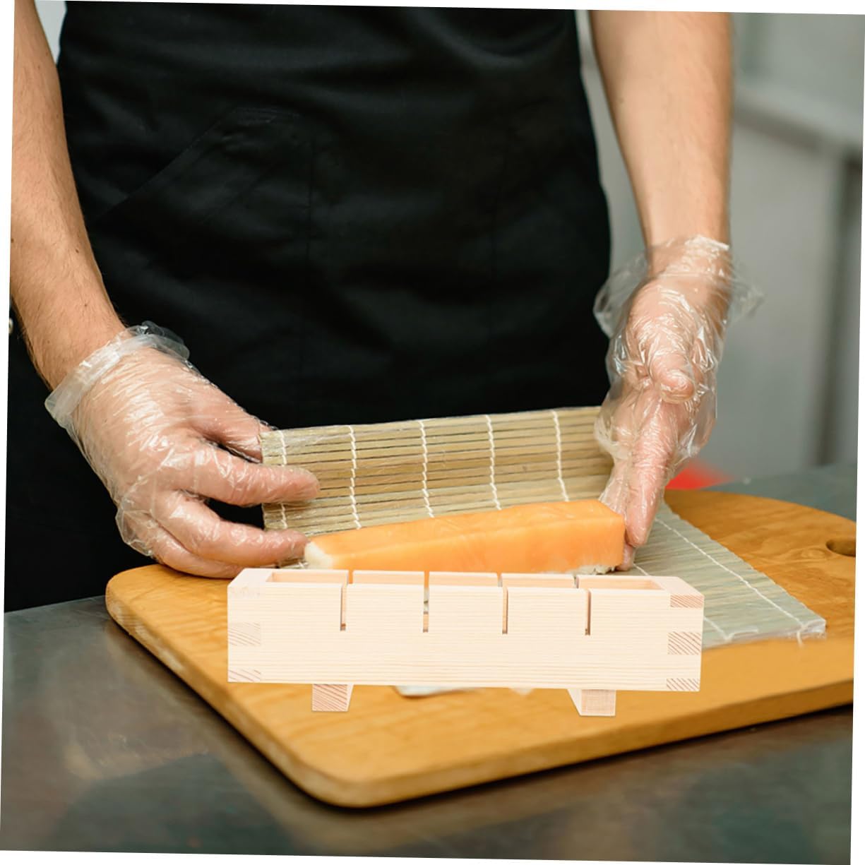 2pcs Wooden Sushi Mold Sushi Press Molds for Easy Homemade Rice Roll Making Tool for Beginners Accessory for Japanese Cuisine