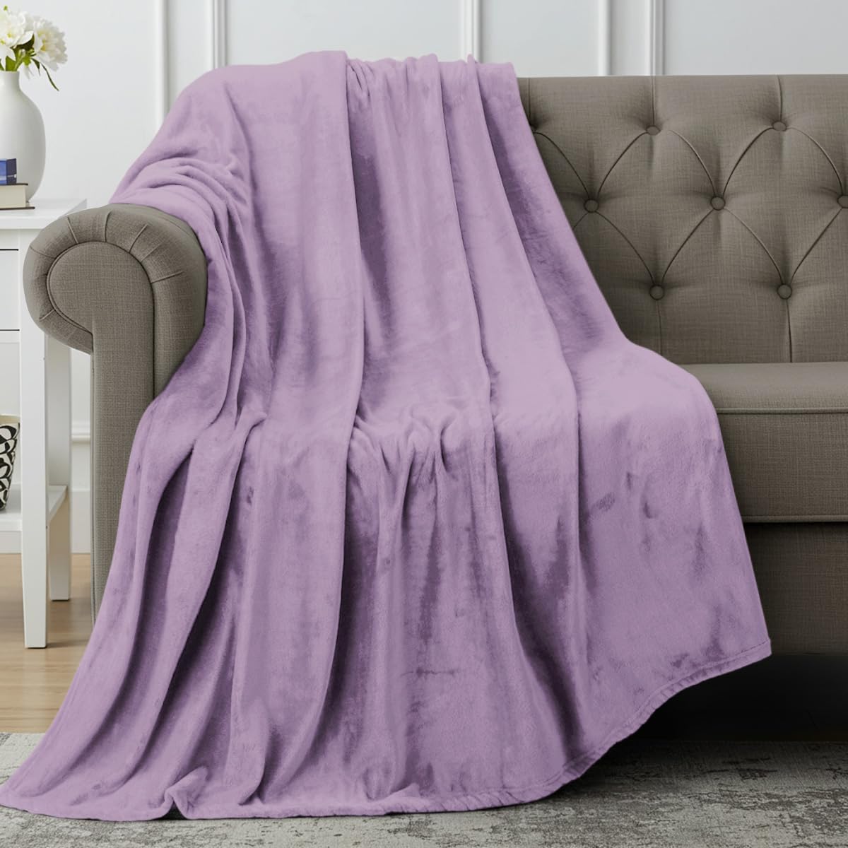 Utopia Bedding Fleece Blanket Throw Size Lilac Fuzzy Soft Microfiber Blanket for Couch, Sofa and Bed (60x50 Inch)