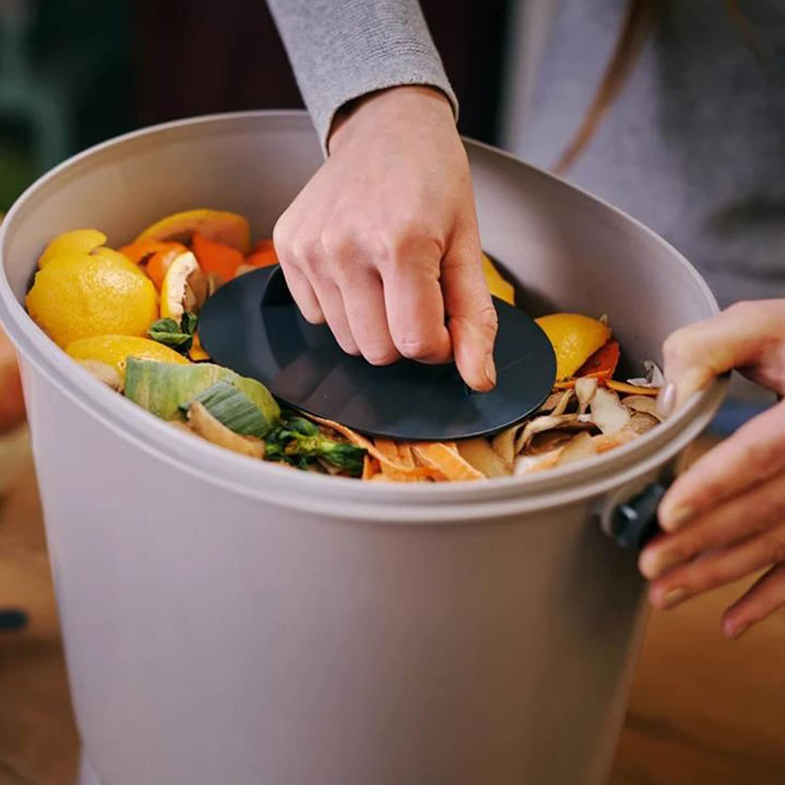 Amazon.com : Kitchen Compost Bin, Compost Bucket Indoor Bokashi Composting  System - Kitchen Compost Buckets with Faucet and Air Tight Seal Lid  ,Practical Way to Collect All Your Organic Waste, with 1.1lbs