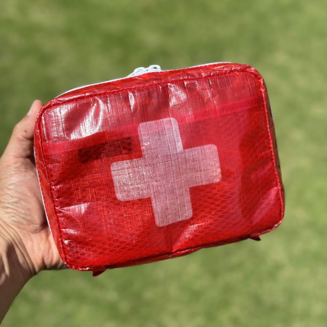 【DCF】オリジナルプリント　ファーストエイドキット Amazon.co.jp: DCF オリジナルプリント ファーストエイドキット