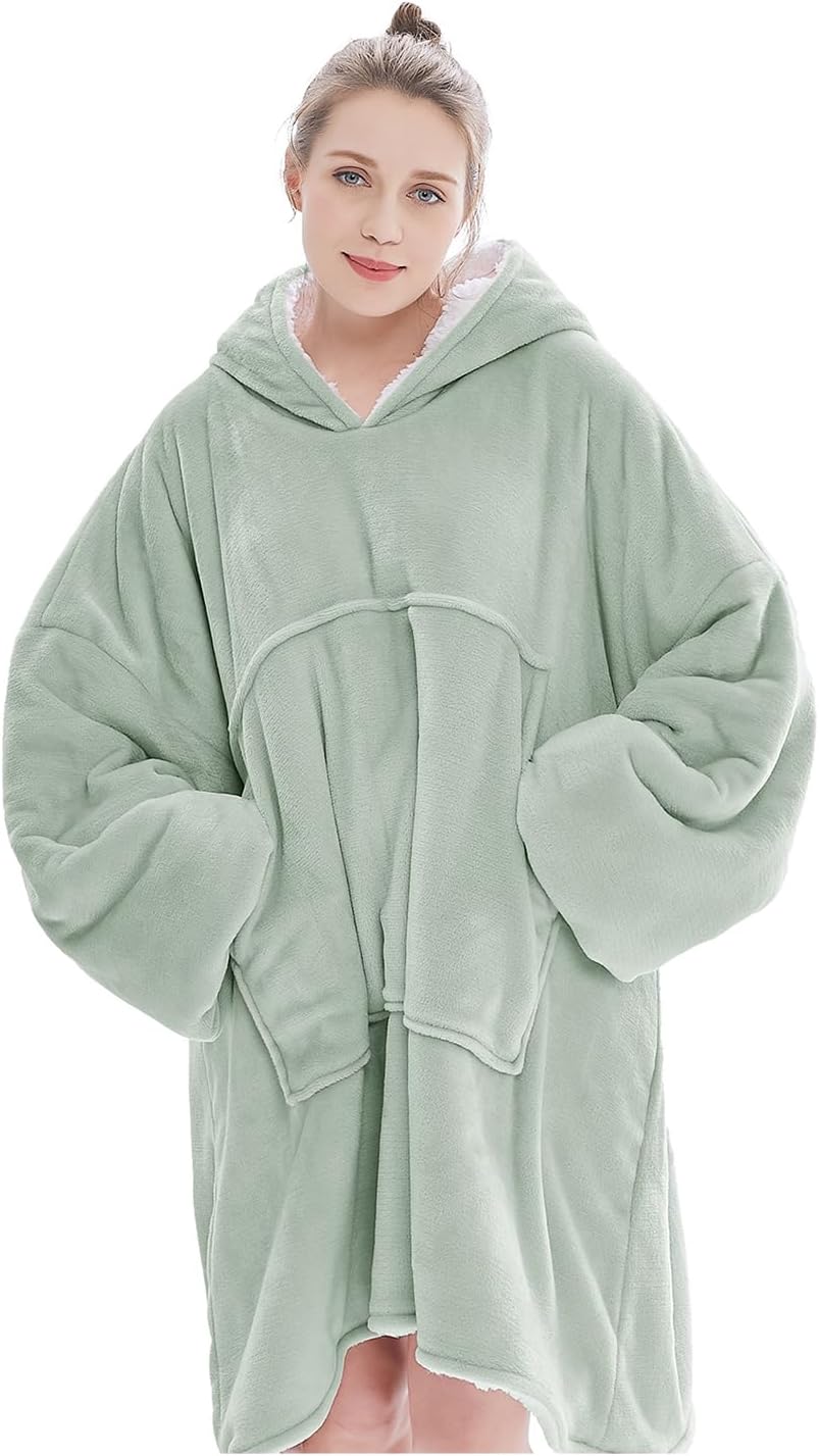 Oversized Hoodie Blanket Sweatshirt,The Original Sherpa Giant Pullover with Large Front Pocket, Soft Cozy Warm Comfortable Novelty Hoodies,1 Size Fits All, TV-Blanket for Men Women Teenagers Kids