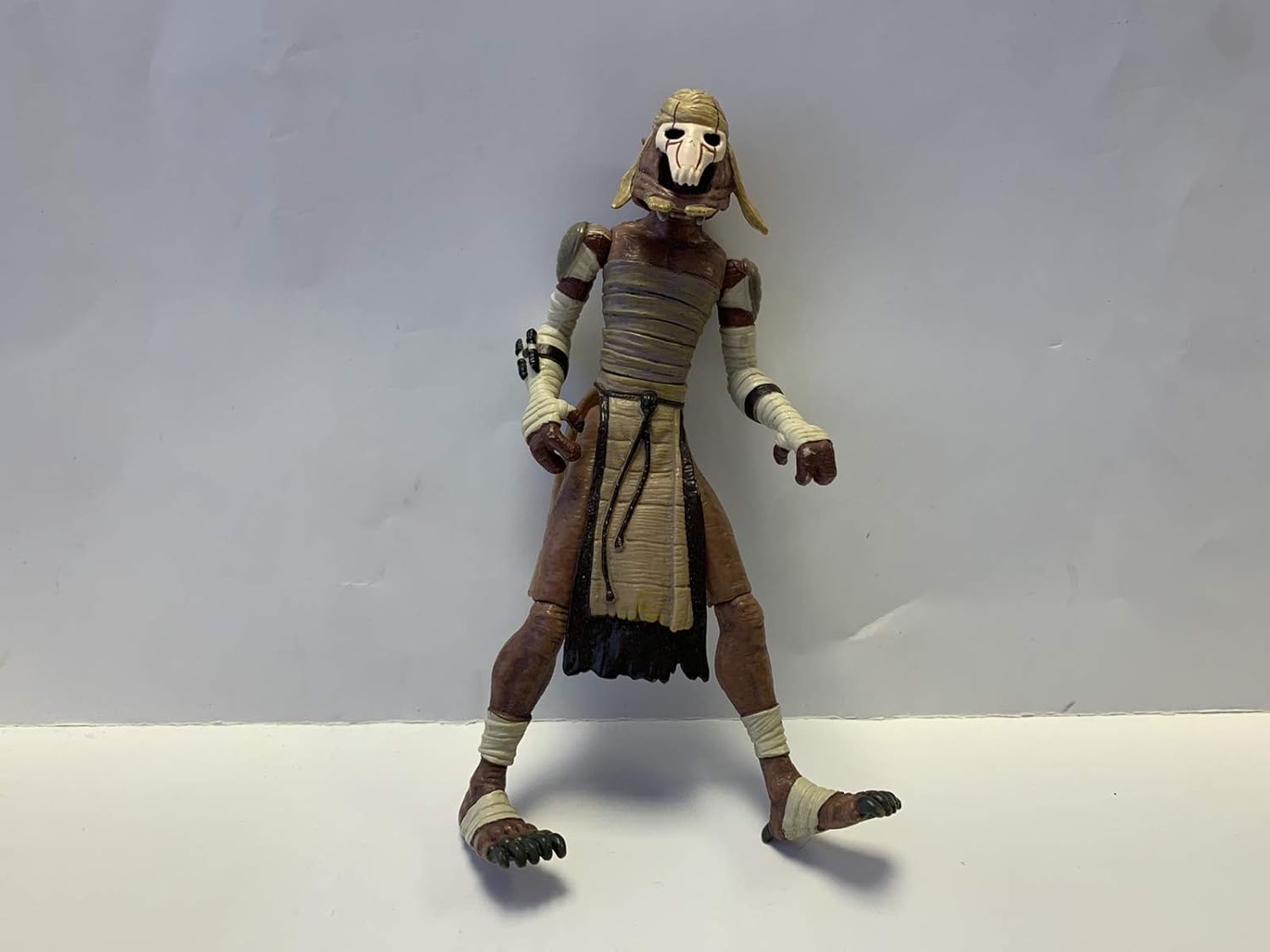 Star Wars 30th Anniversary Pre-Cyborg Grievous Action Figure #36 with Coin