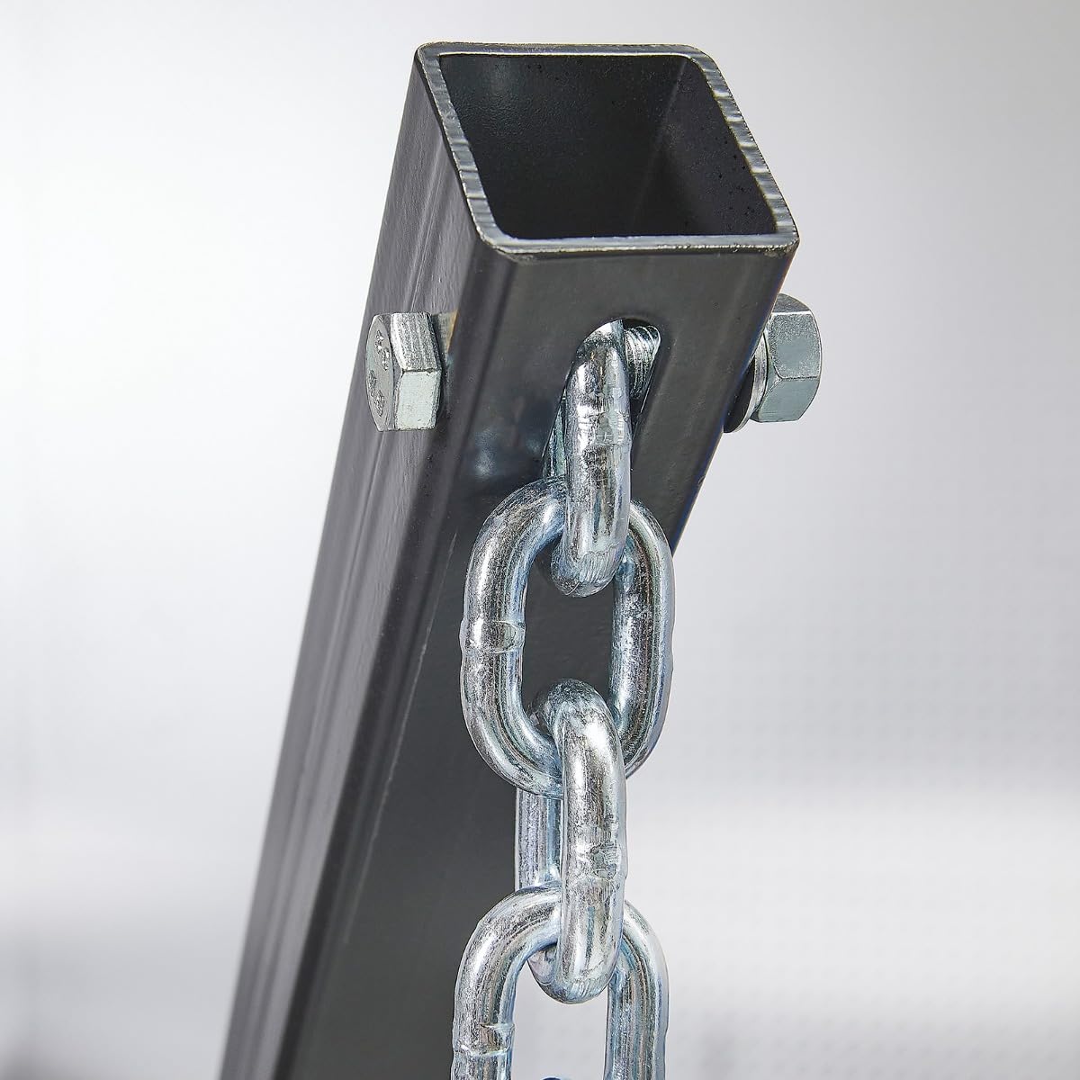 Datona - Hebebühne Auto Anhängerkran mit 360° Schwenkarm - teleskopierbarer Motorkran 135 cm Ausleger hydraulisch 4 Tragkraftstufen 225/270/315/450 kg Montagefuß schwarz
