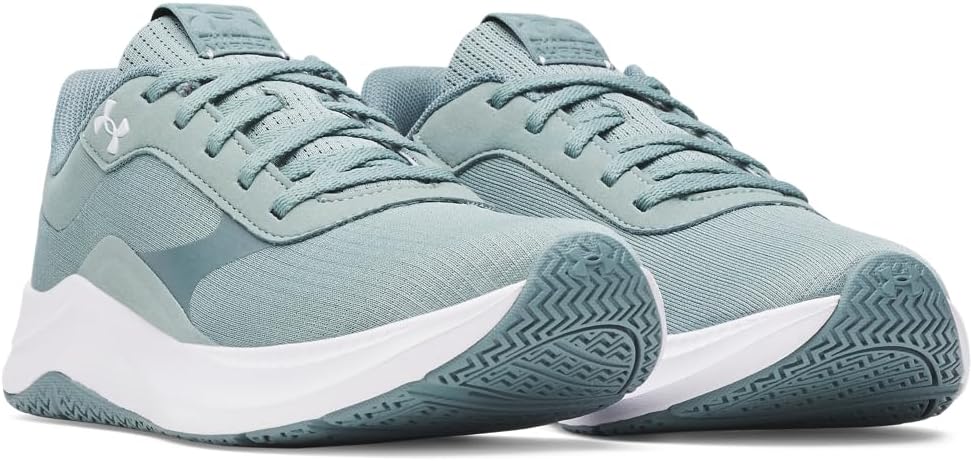 Under Armour Women's Aurora 3