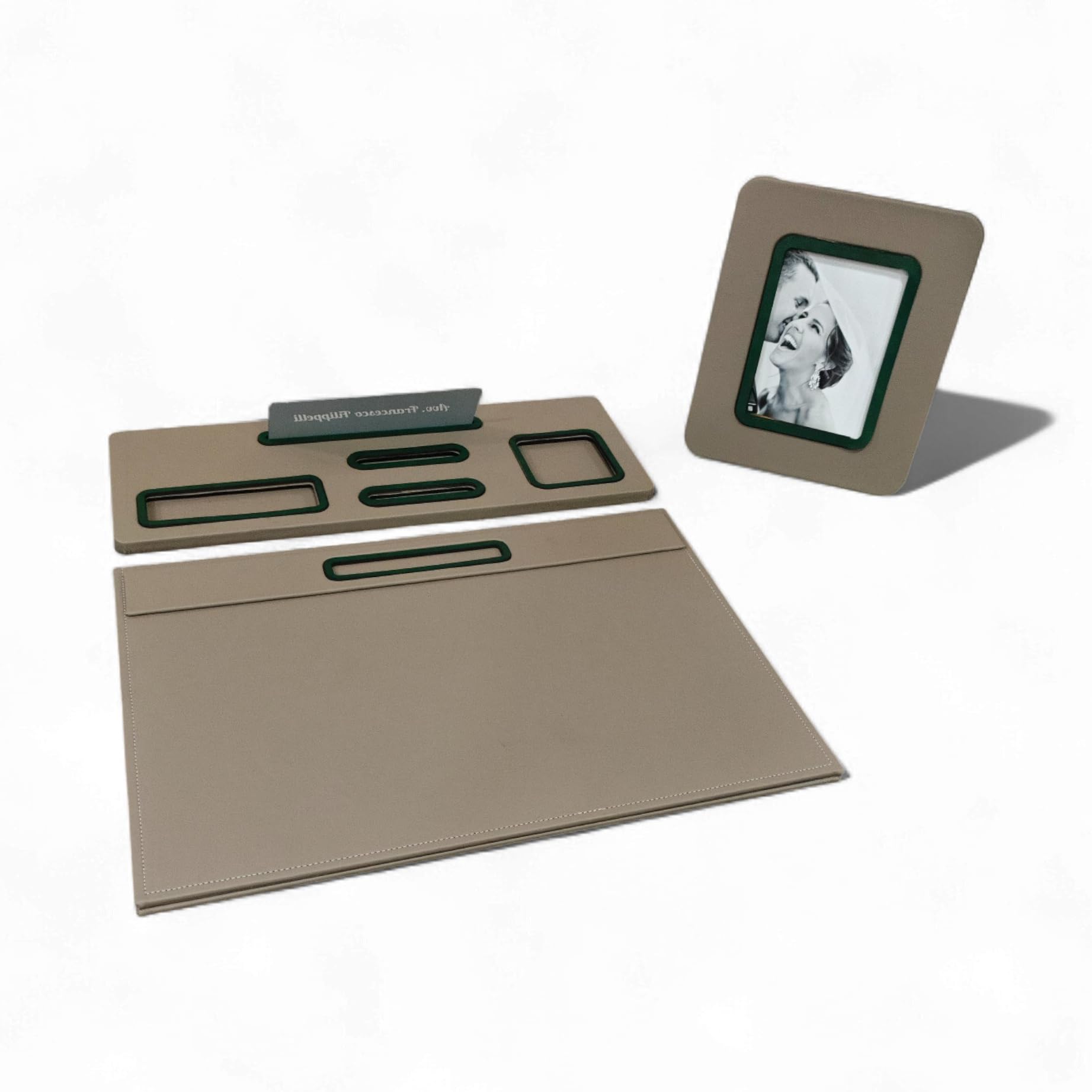 Oggettando Set Scrivania in eco pelle PU TORTORA, 5in1 Organizer con Sup. smartphone, Porta Penne, Porta bigliett, Portacarte ades, Cavaliere person, Sottomano, Portafoto Ufficio, Casa (PU VERDE)