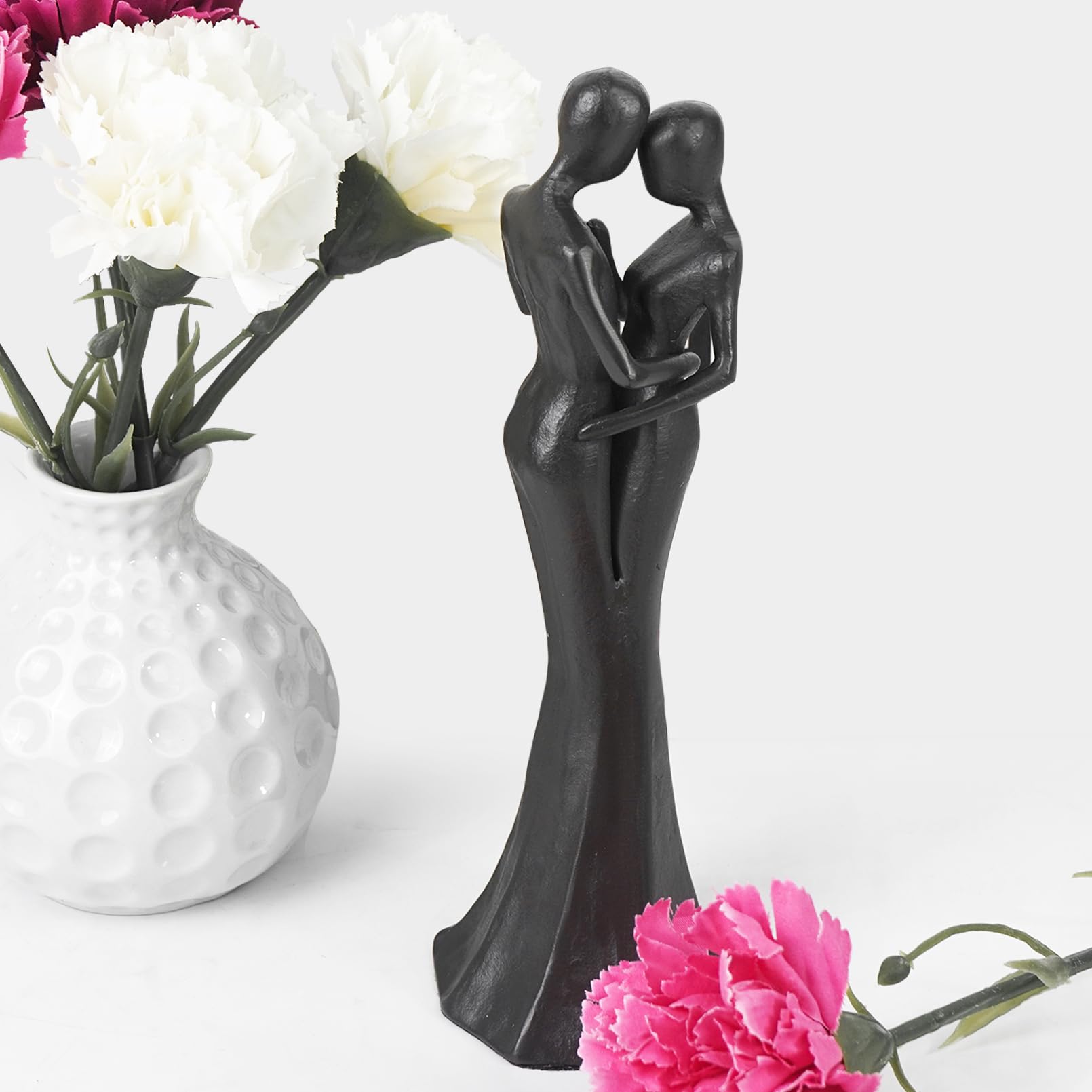Aoneky Estatua de Pareja Enamorados - Figura de Amor, Escultura Moderna Abstracta de Hierro Fundido, Decoración para Hogar Salón Habitación, Regalo Original para San Valentín Aniversario Boda, Negro