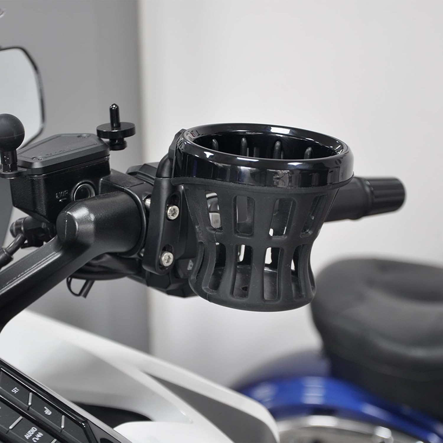 PANICAL Motorcycle for Honda Goldwing GL1800 F6B DCT Universal Bicycle Brake Lever Cup Mount Holder Parts Special Vehicle Paired 17mm 5/8" Ball Head Adapter (Small Black Water Cup)