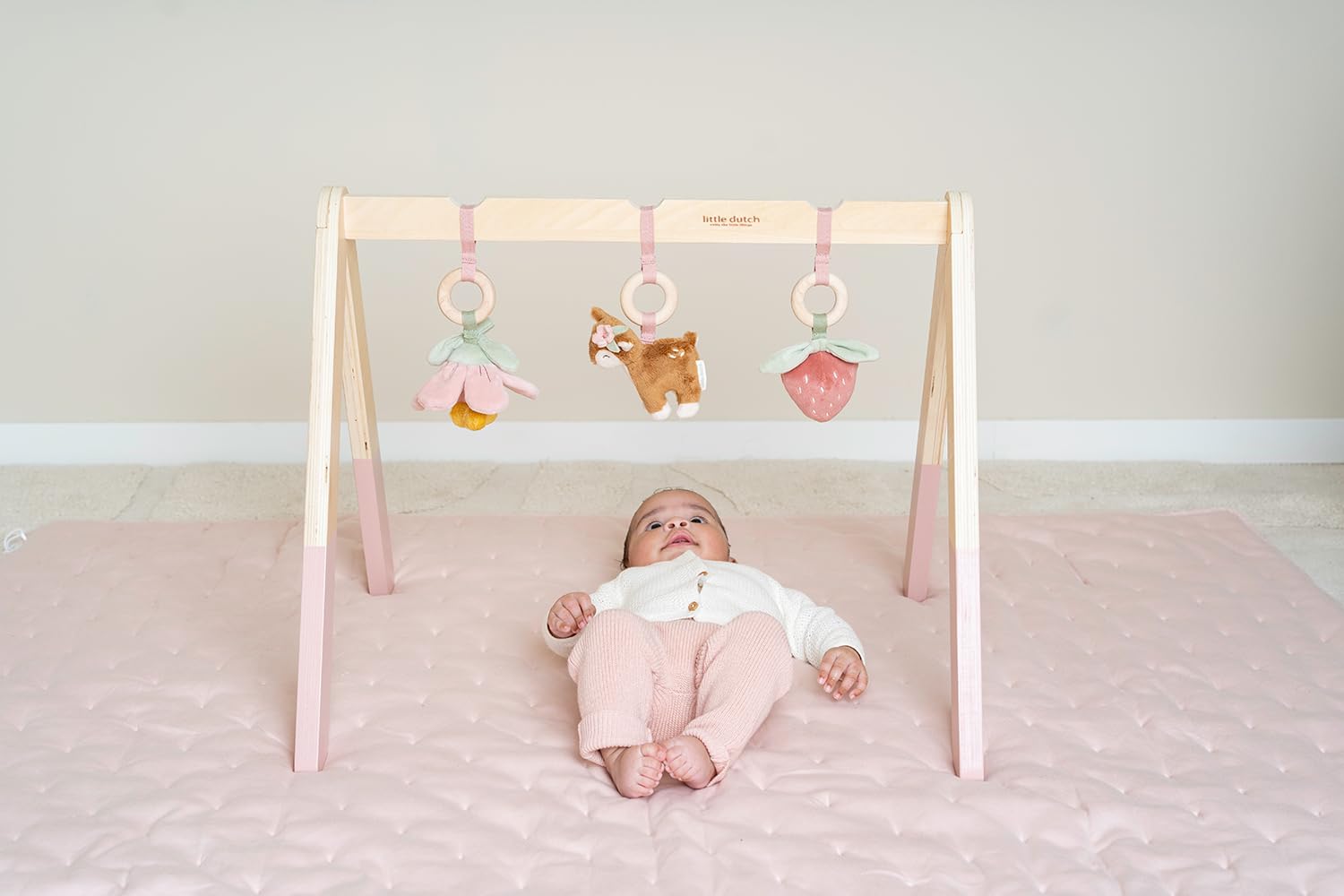 Little Dutch Baby Gym Spieltrapez Spielbogen Holz inkl. Anhänger rosa - Fairy Garden