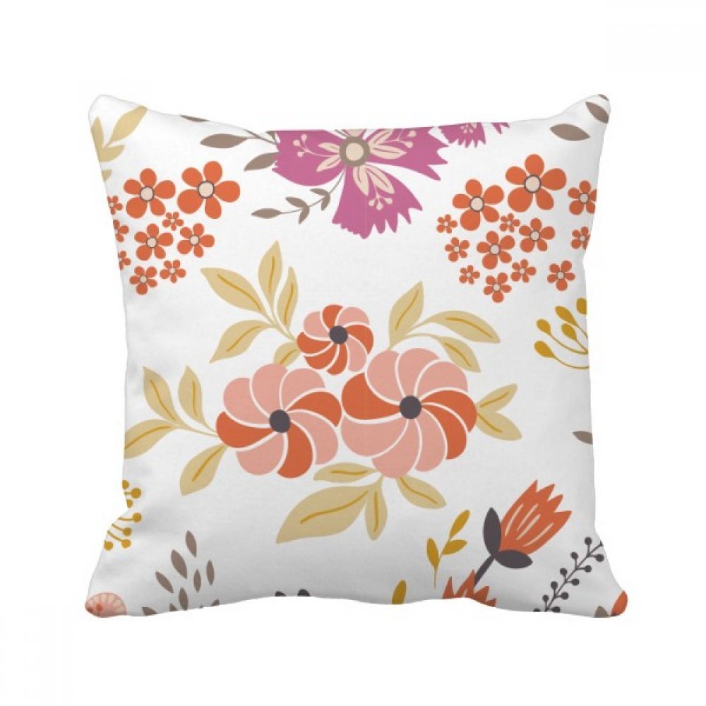 Coussin de fleur peinture multicolore, une idée cadeau déco salon idéale