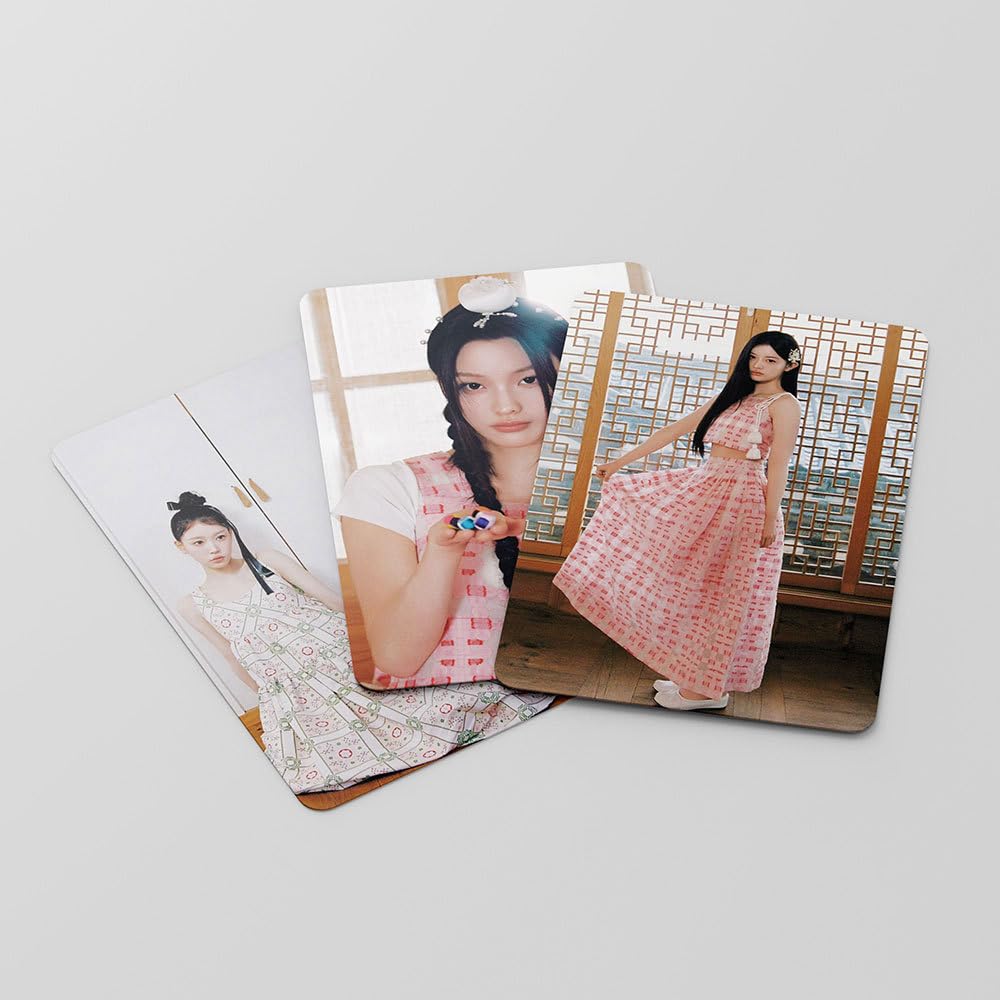 Amazon.com: ILLIT 4th Mini Album MAMIHLAPINATAPAI Lomo Card Set