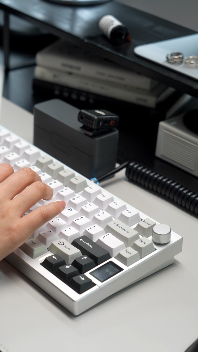 Amazon.com: YUNZII AL80 Wireless Mechanical Keyboard,Full Aluminum