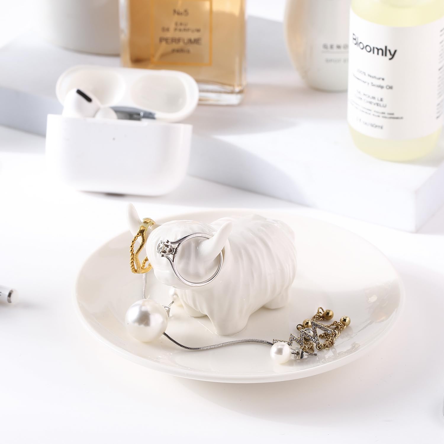 Highland Cow Ring Holder Dish for Jewelry Cute Unique Ceramic Christmas Gifts for Women Girls Birthday Wedding Graduation Valentines, Jewelry Plate Tray Organizer for Earrings Bracelets Necklace Decor - Image 6