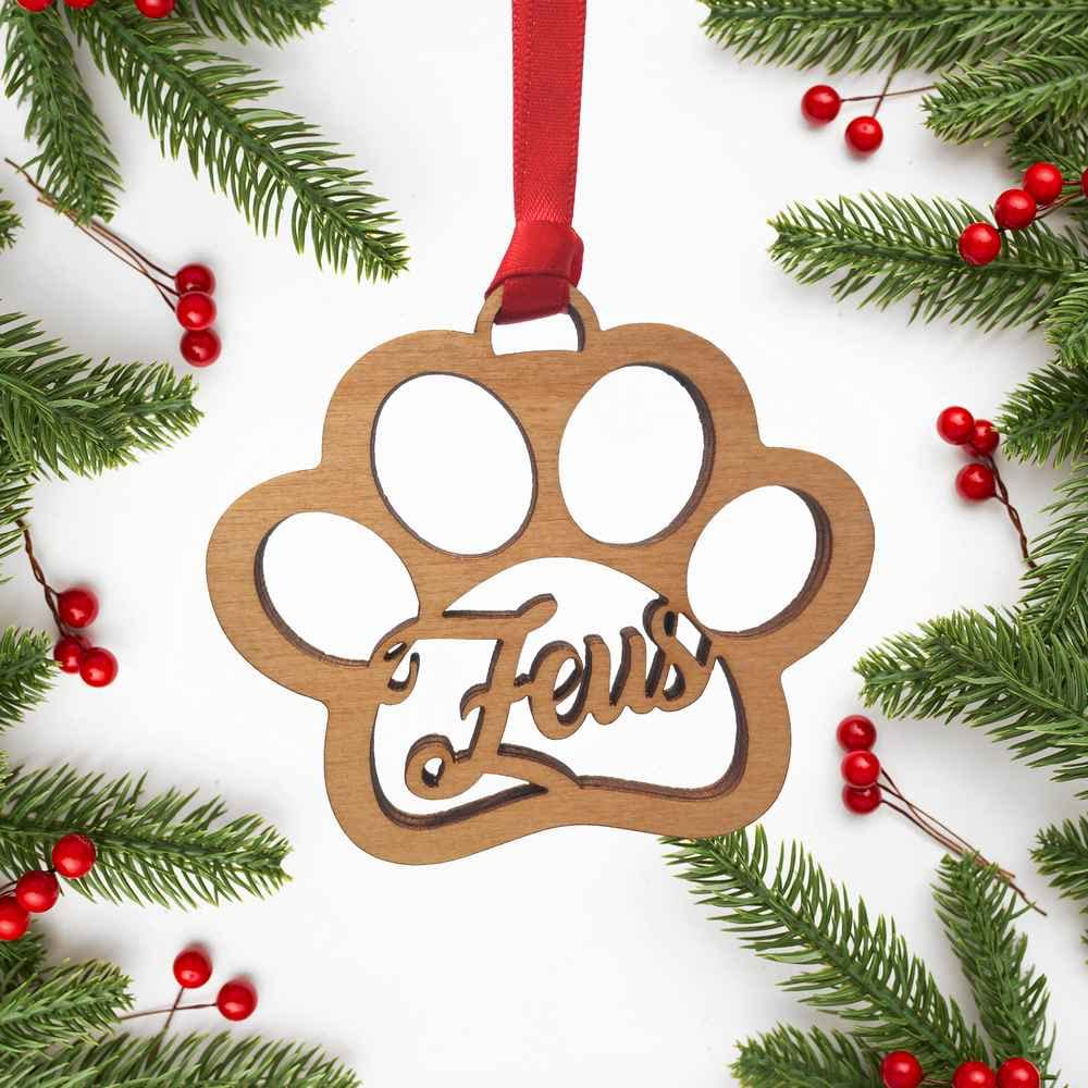 Bola de Navidad Personalizada con Nombre para Mascotas con Forma de Huella. Regalo Original para Mascotas Personalizado. Adorno árbol de Navidad. Cordel de Raso Rojo Incluido. (1)