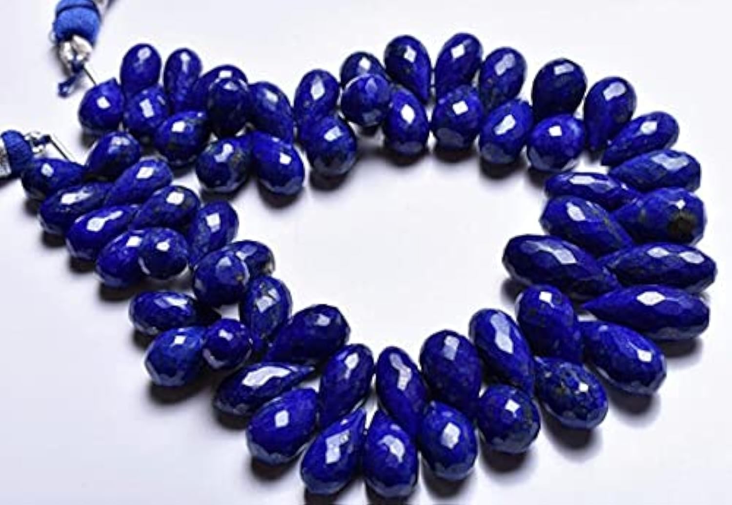 Lapis lazuli briolettes gouttes naturelles, la magie du bleu nuit pour vos bijoux