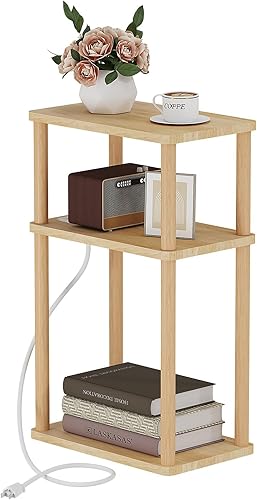 LUCKNOCK Mesa auxiliar de madera maciza con estación de carga, mesa auxiliar pequeña de 3 niveles con puertos USB y tomas, mesa auxiliar estrecha