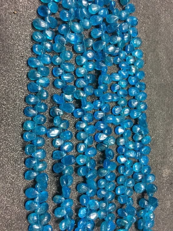 Perles en apatite néon de qualité supérieure taillées en poire LKBEADS