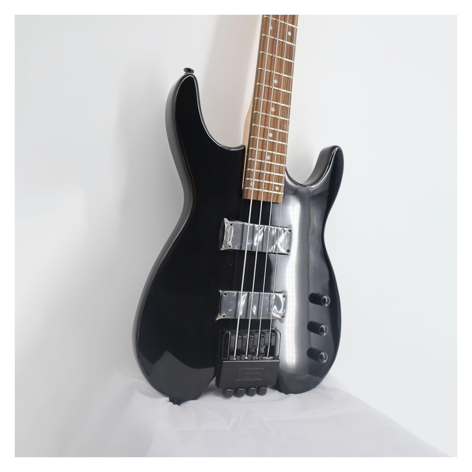 41 Cali Z Aktywnym Przetwornikiem HH Style Bezgłowy 6-strunowy Mahoniowy Korpus Gitara Elektryczna Profesjonalna Bezgłowy Gitara Elektryczna