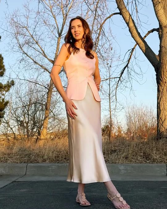 Women's 100% 22 Momme Silk Maxi Skirt-Fashionable, Comfortable, and Versatile4