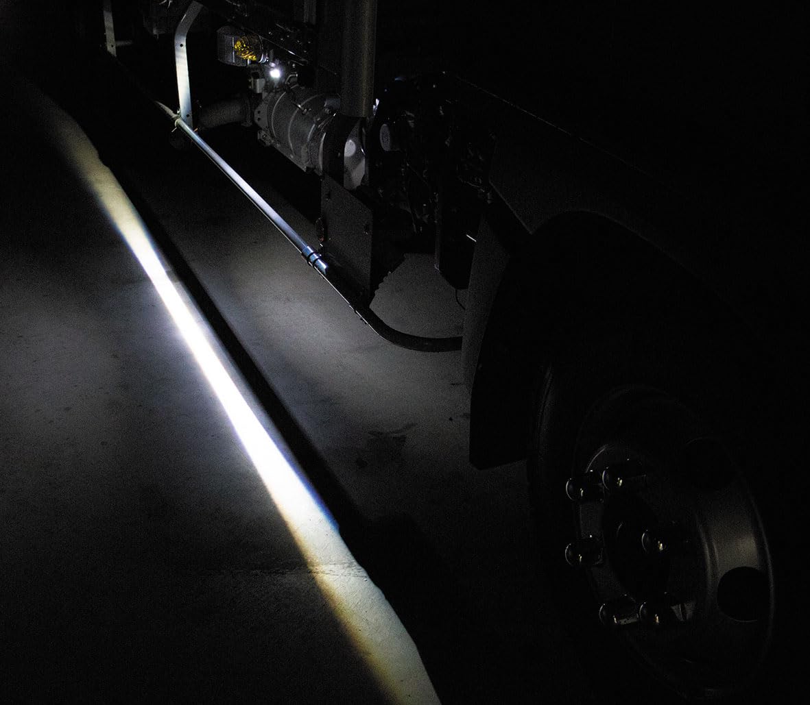 Amazon.co.jp: トラック用 LED レーザー ダウンライト 12/24/48V共用