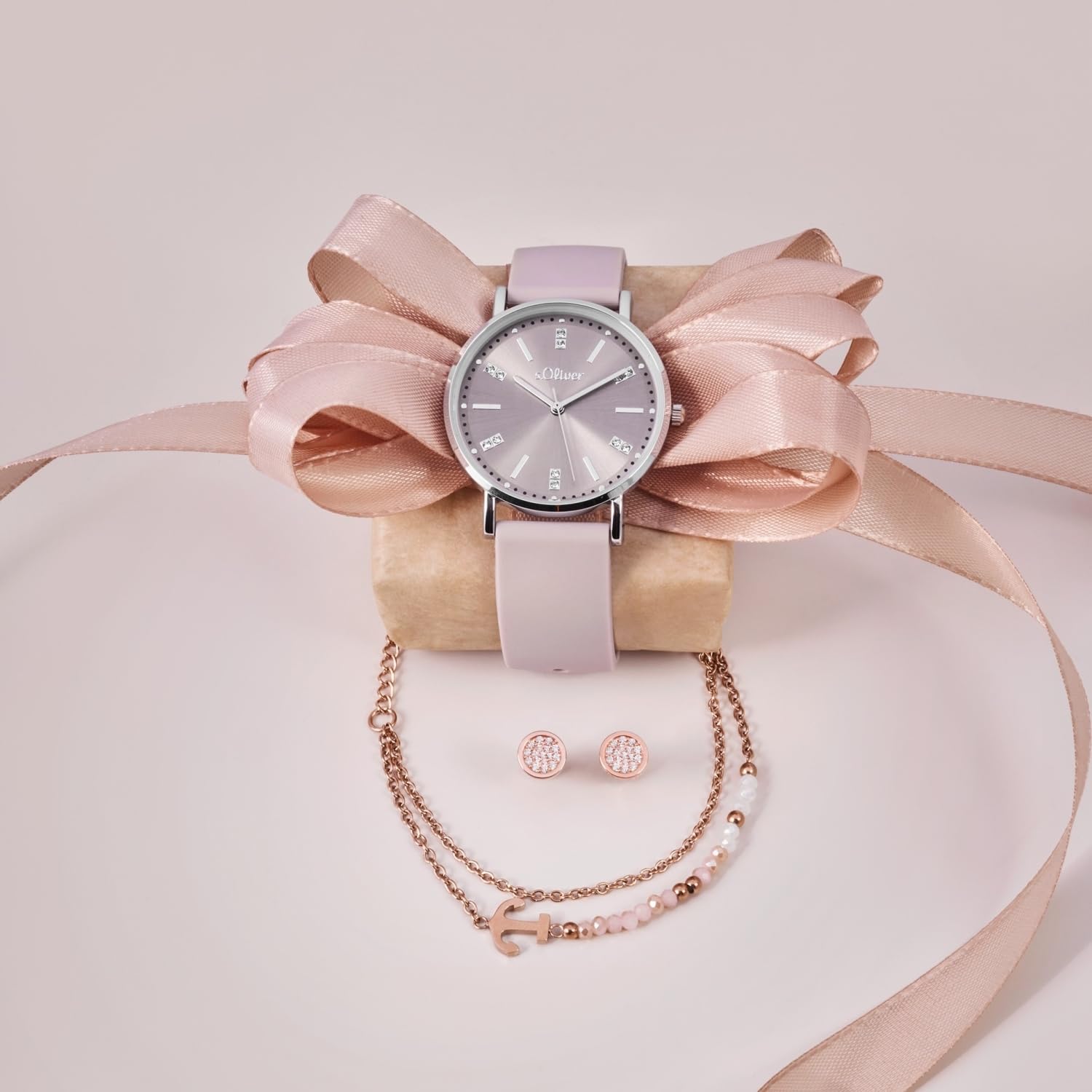 s.Oliver Armbanduhr Damen Quarzuhr Analog, mit Silikon Armband, Silber, 3 bar Wasserdicht, Kommt in Uhren Geschenk Box