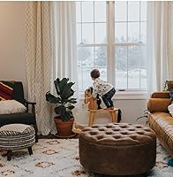 Vista 3 de DESIGN 59 Otomana de Mesa de Café de Cuero Vegano Envejecido con Capitoné de 30 Pulgadas