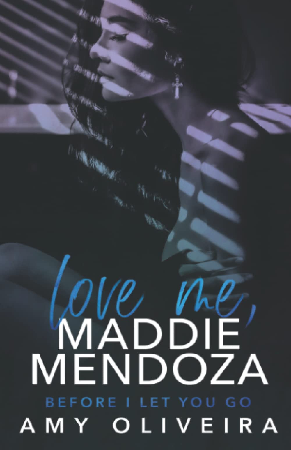 Buy Love me, Maddie Mendoza — BookShops.in