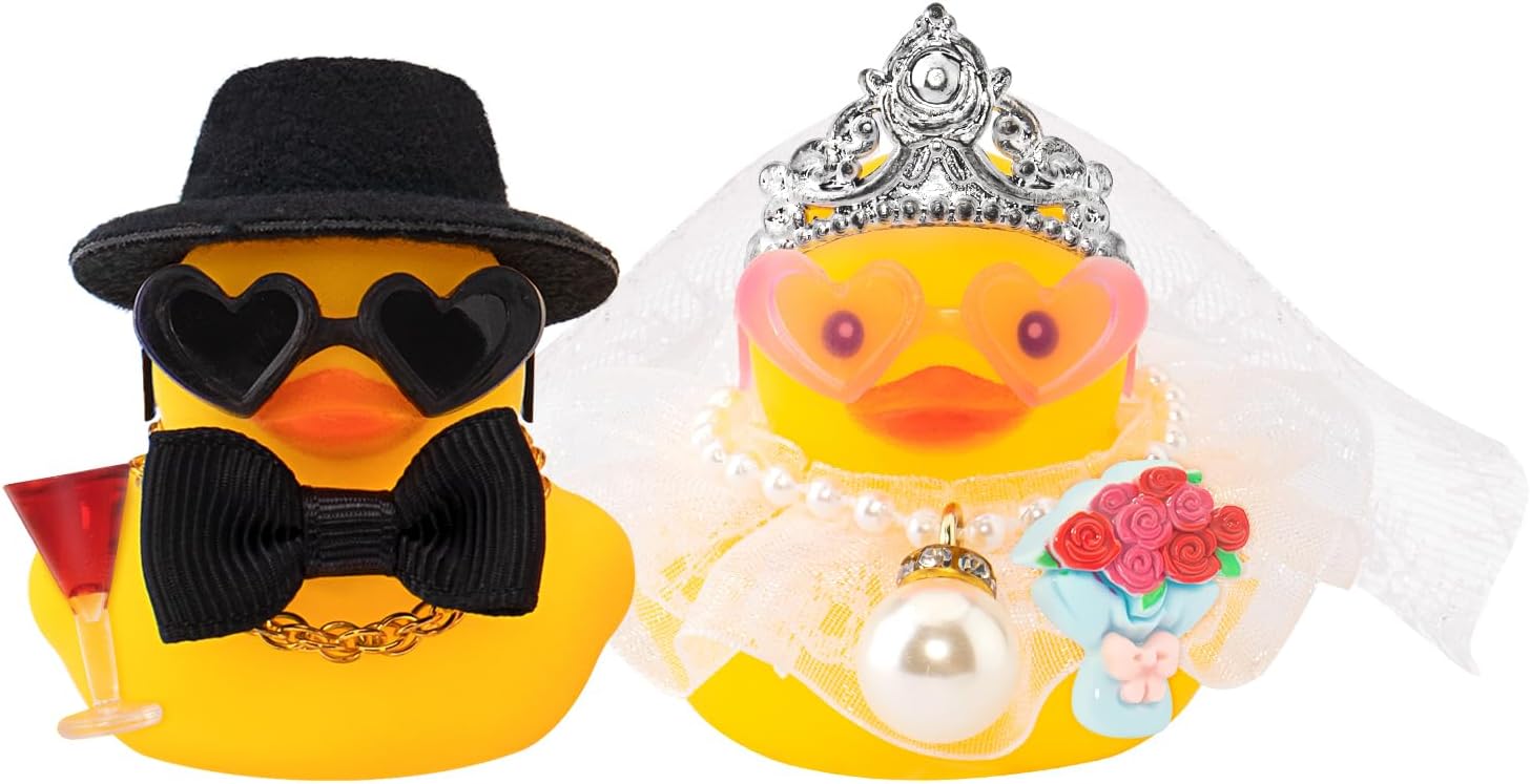 wonuu Mini Wedding Rubber Duck, Groom Holding Wine Glasses and Bride with a Bouquet, Romantic Couple Duckies Set, Heartwarming Gift, Dashboard Decor, Car Ornament, Home Decoration, Romantic White