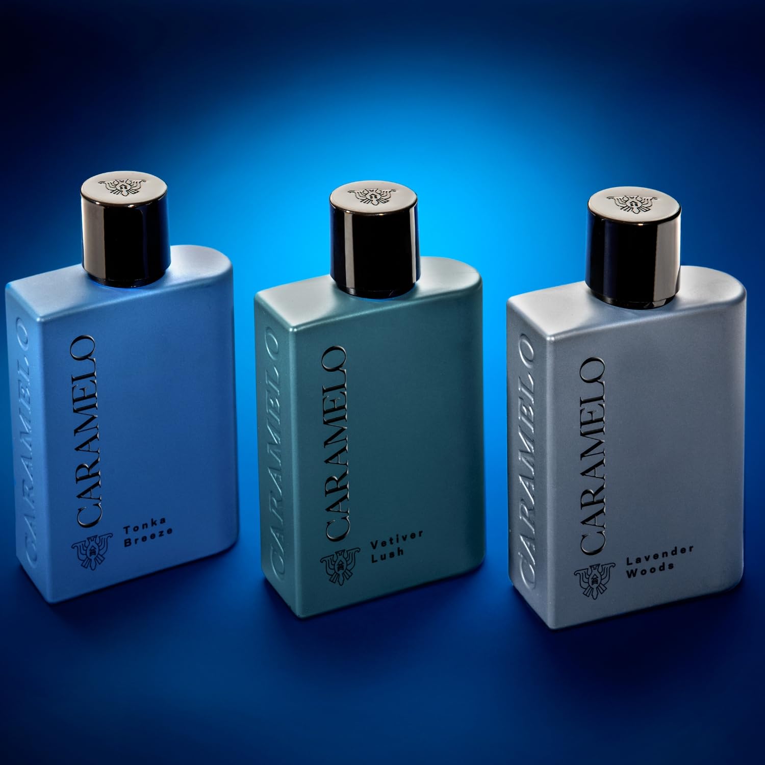 CARAMELO - Lavender Woods Estuche Regalo 100 + 30 ml, Colonia Hombre, Pack 2, Perfume Formato Spray, Eau de Toilette Natural y Masculina, Aroma Amaderado Especiado, Fragancia Fresca, Elegante
