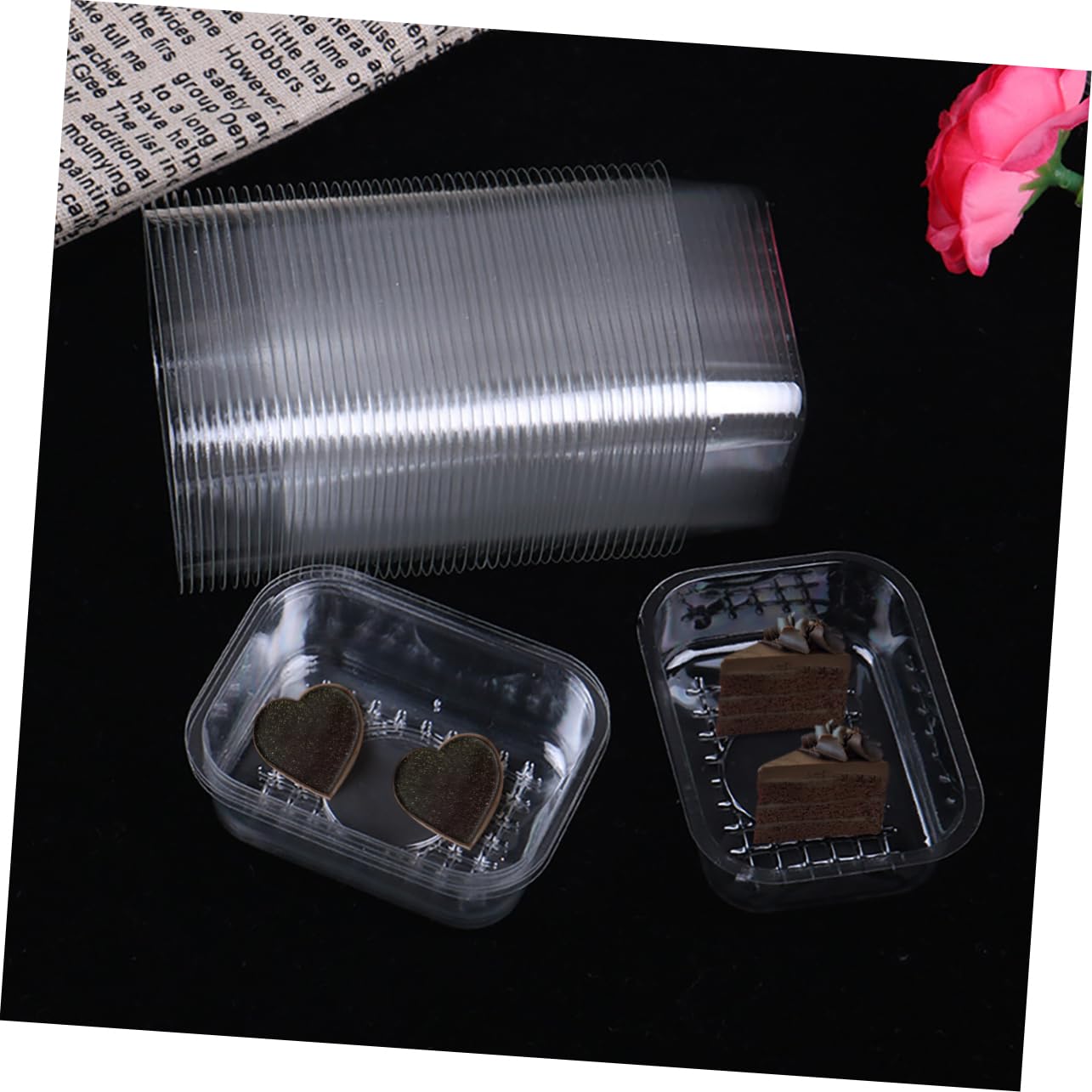 HOLIDYOYO 100Pcs Transparent Plastic Inner Tray for Mung Bean Sorbet Moon Cake Packing Tray for Desserts Snacks and Baked Goods and Design