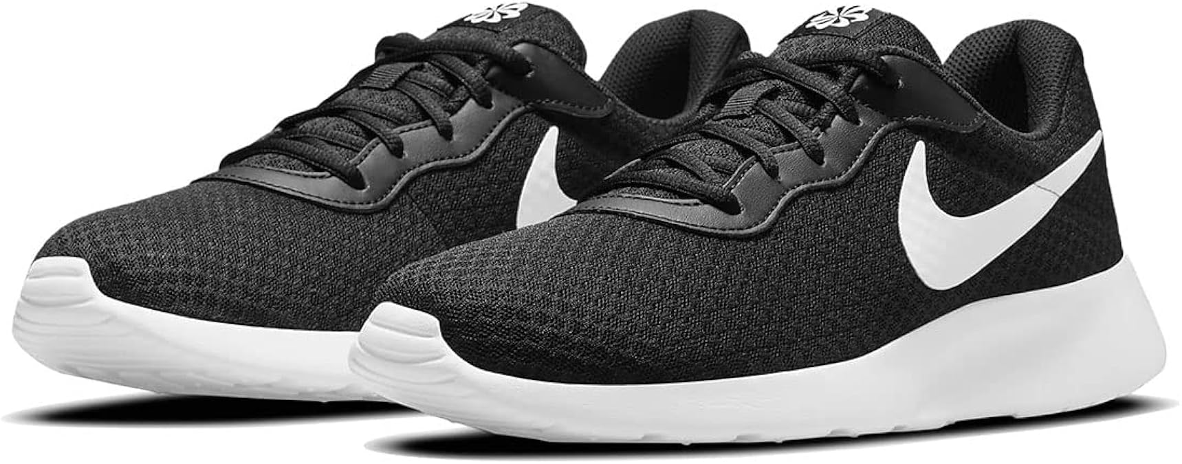 Amazon Co Jp Nike Dj6258 003 Tanjun Black Barely Bolt Black White Genuine Product Clothing Shoes Jewelry