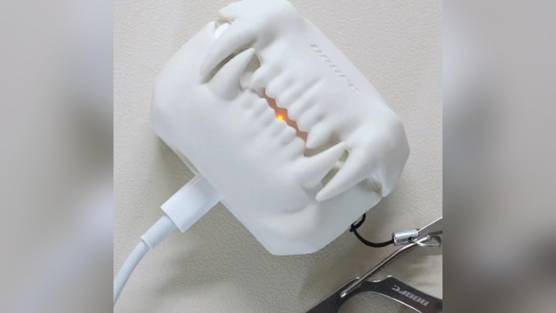 Watch airpod pros case cover tiger teeth airpods pro case on