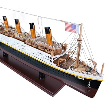 Amazon.com: Old Modern Handicrafts Titanic with Lights