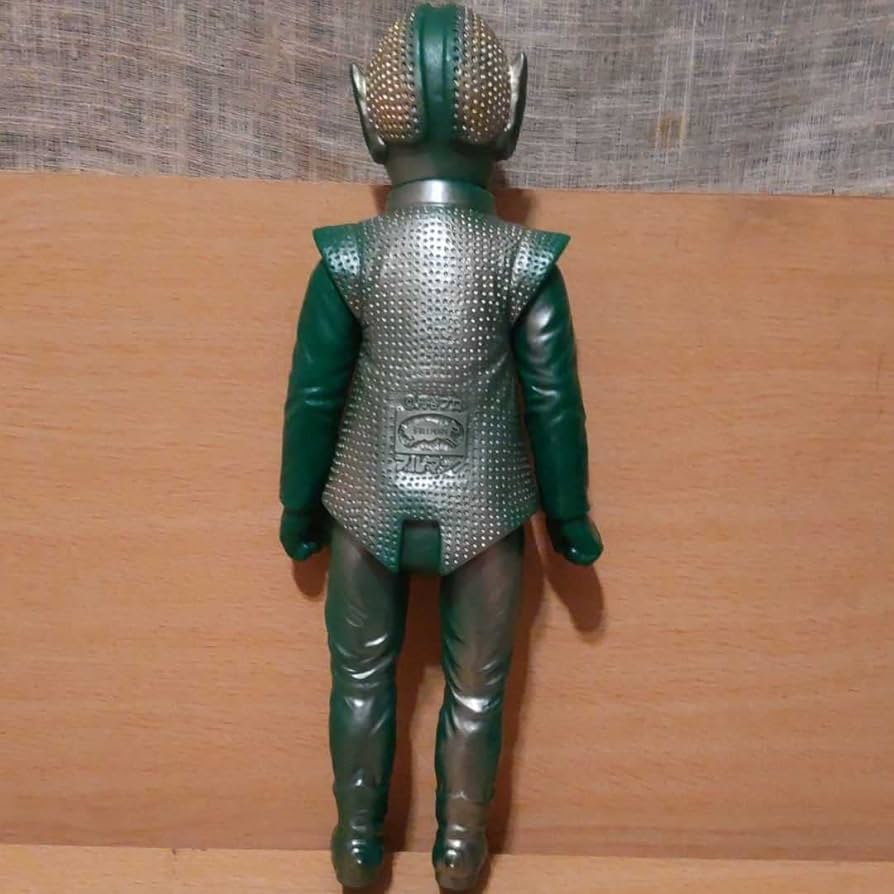 シャプレー星人　ソフビ　ブルマァク　スタンダード　ウルトラセブン Amazon.co.jp: シャプレー星人 ソフビ ブルマァク スタンダード