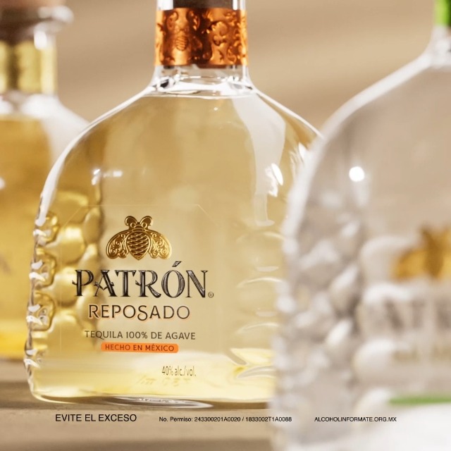 Patrón Tequila Cristalino Añejo 700 ml, 100% Agave Azul : Amazon Patrón Tequila Cristalino Añejo 700 ml, 100% Agave Azul : Amazon