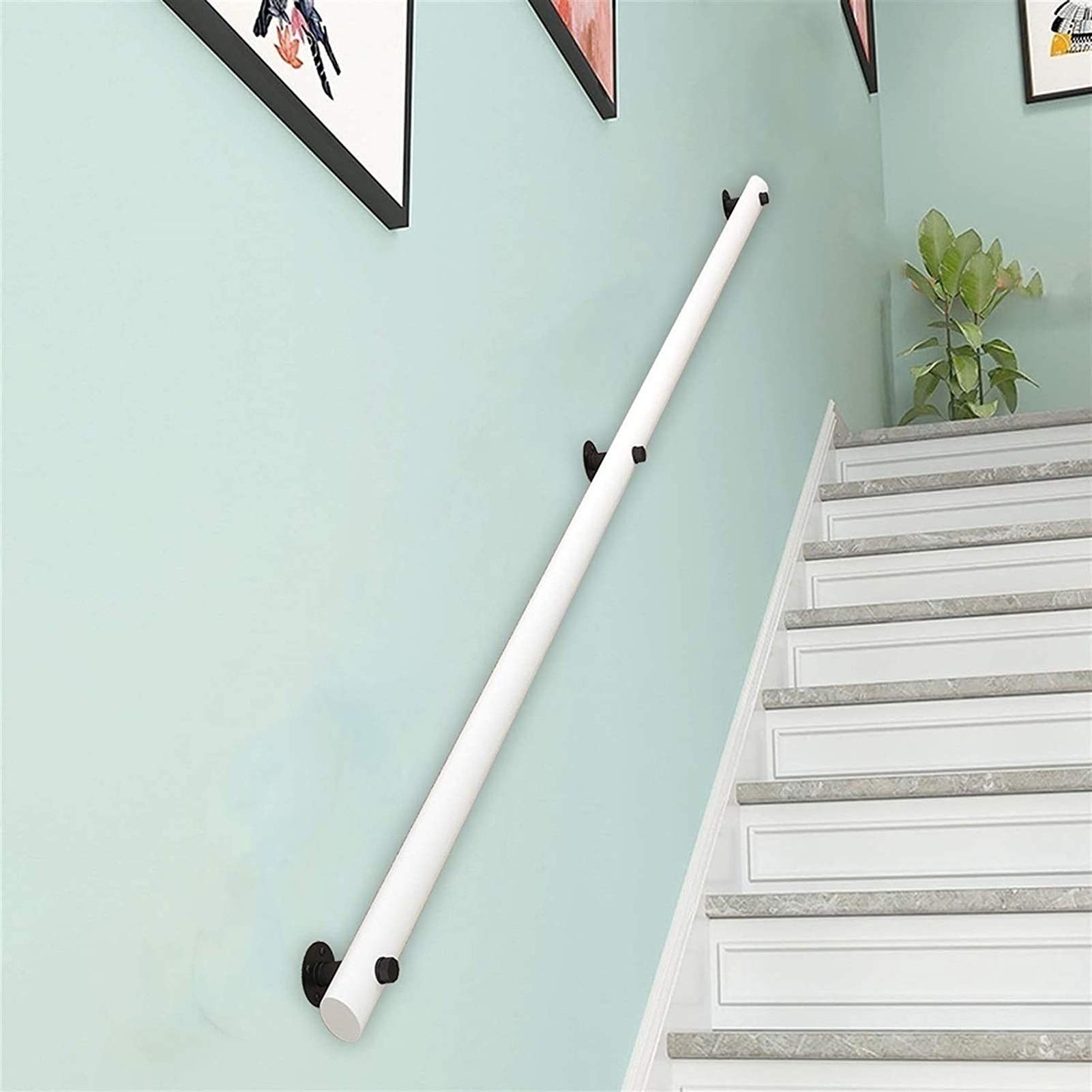 Main courante en bois de pin massif blanc avec supports métalliques robustes