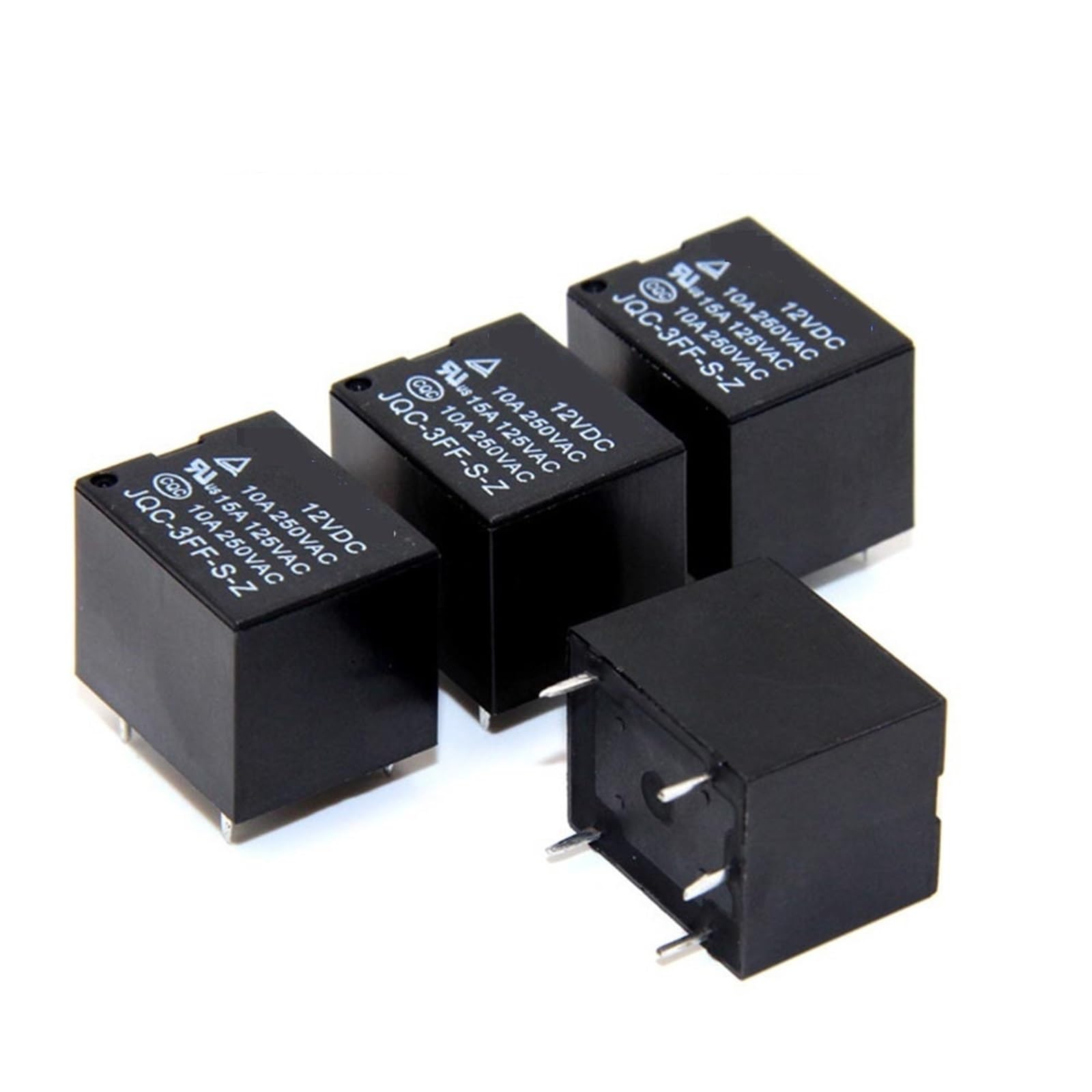 Relais voiture 5V universel pour réparer et personnaliser vos circuits auto