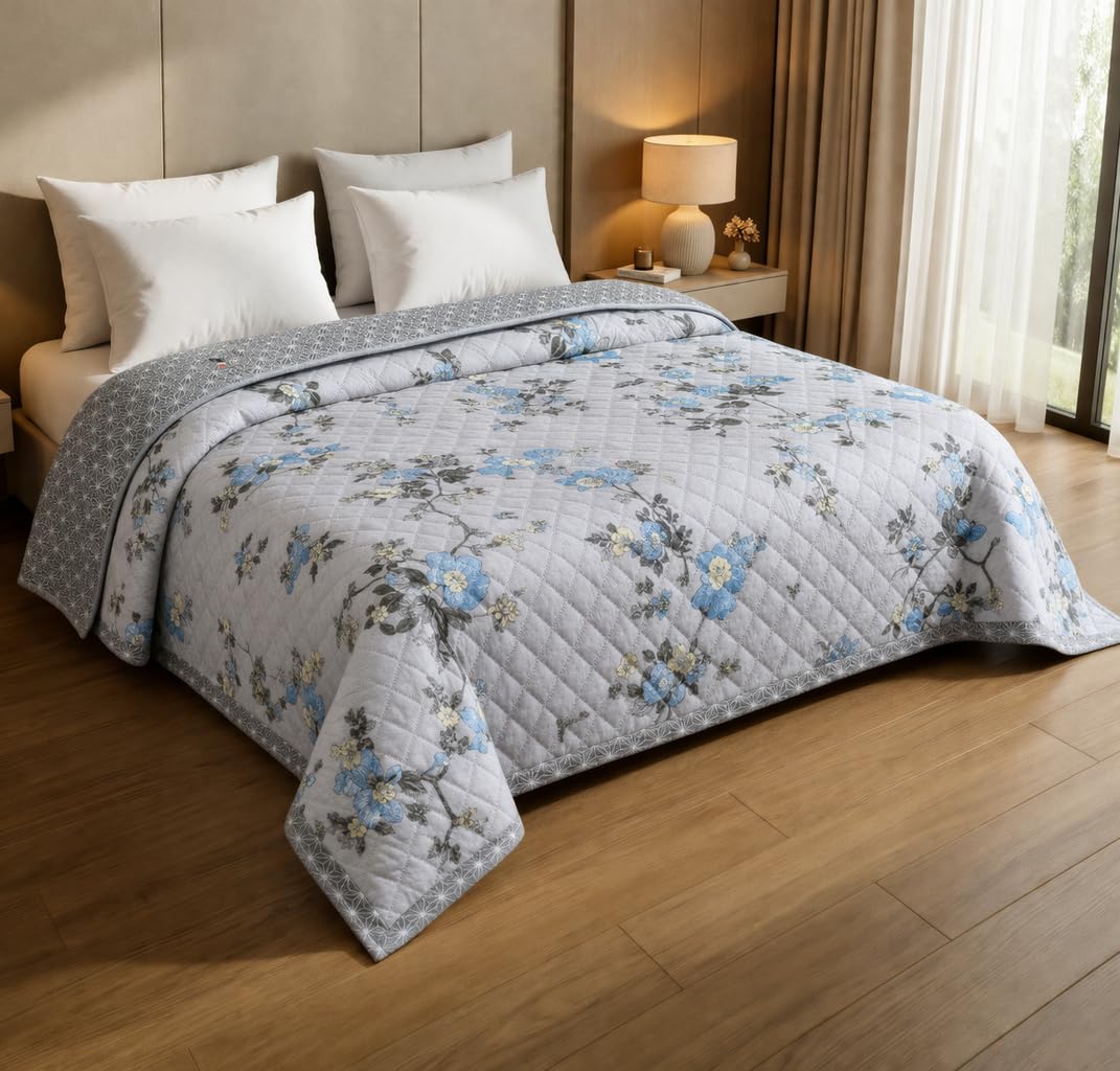 BSB HOME 220 GSM Microfiber Double Bed Comforter, Ultra Soft All Season Quilt, Floral Printed Lightweight Warm Blanket, Durable & Breathable Bedding – 225 x 220 cm (Silver Mist Bloom)