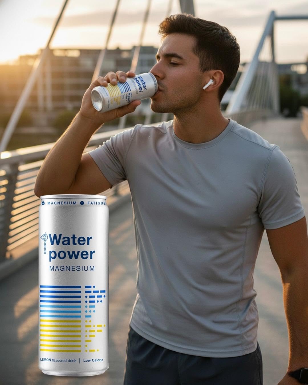 Agua en lata Water Power, de Ocean52. Agua Mineral Natural con Limón y Magnesio - Pack 24 unidades x 33cl. Agua en packs de 24 latas de 33cl. Agua mineral en lata x 24.