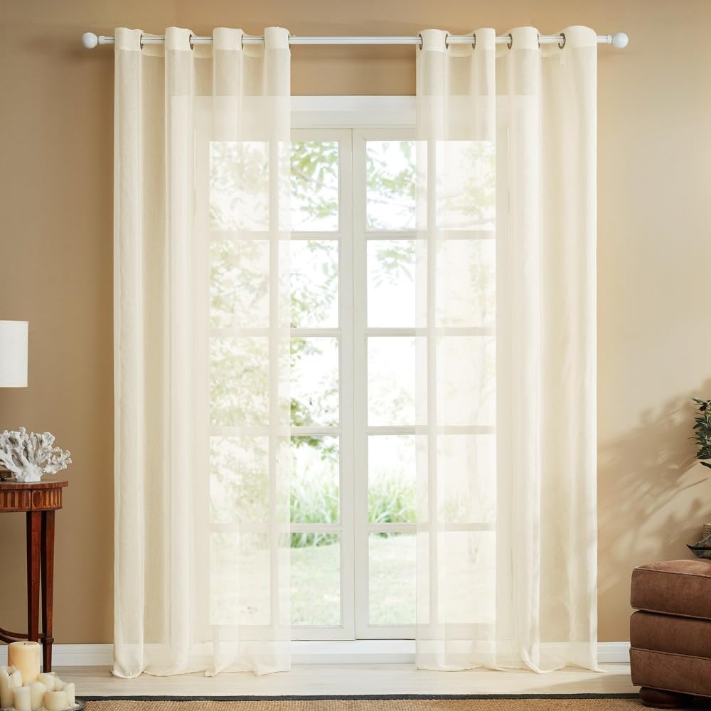 Voilage en tulle transparent beige pour illuminer votre chambre