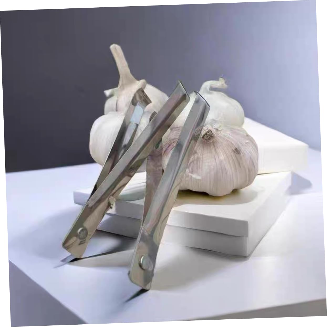 OKUMEYR Stainless Steel Garlic Tweezers Manual Garlic Peeler Garlic Skin Tool Reusable Peeling Tool Dual-head Garlic Peeler Lightweight Easy to Use Kitchen Tools