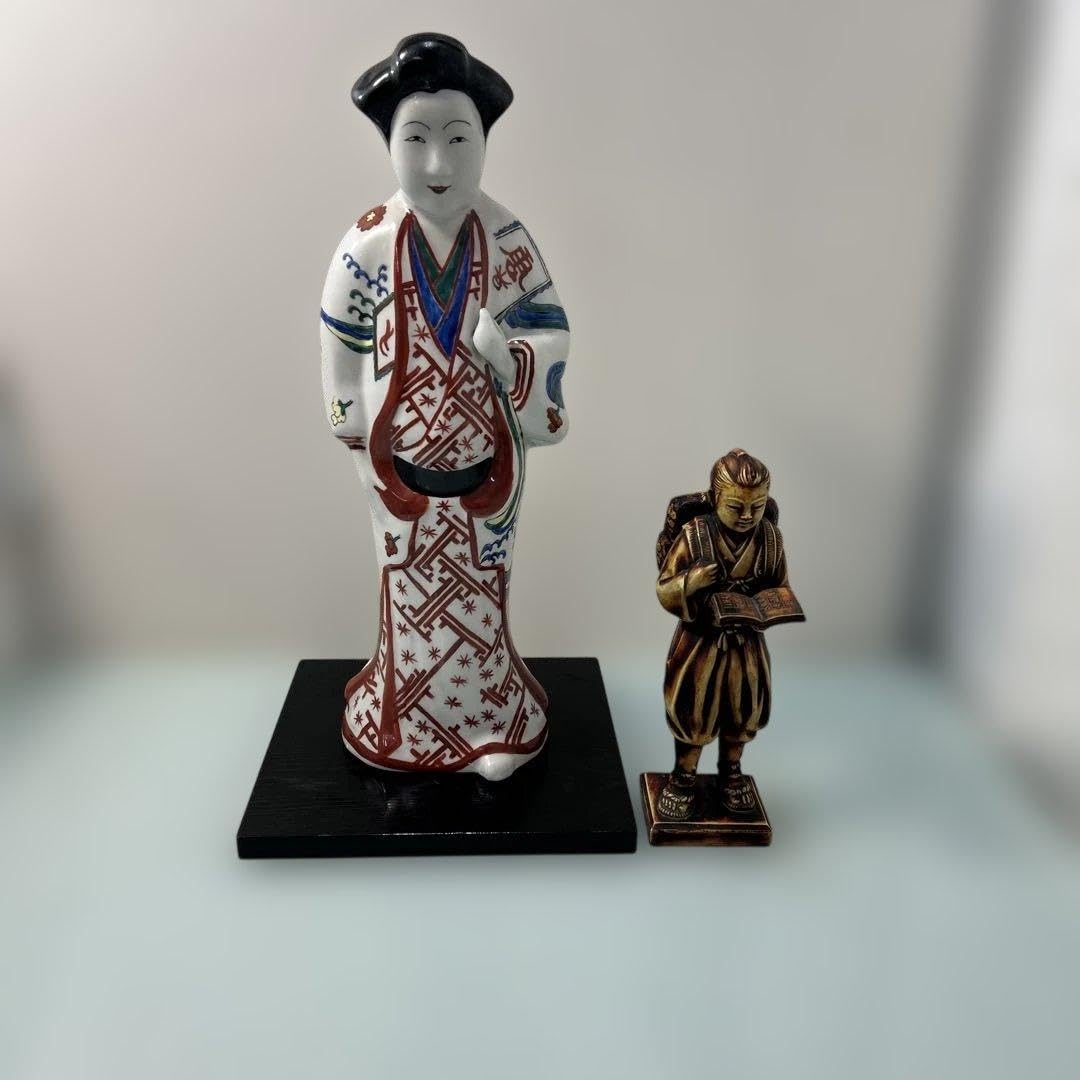 ☆柿右衛門　古伊万里　桜花文婦人立像　二宮尊徳像☆ Amazon.co.jp: 柿右衛門 古伊万里 桜花文婦人立像 二宮尊徳像 : ホビー