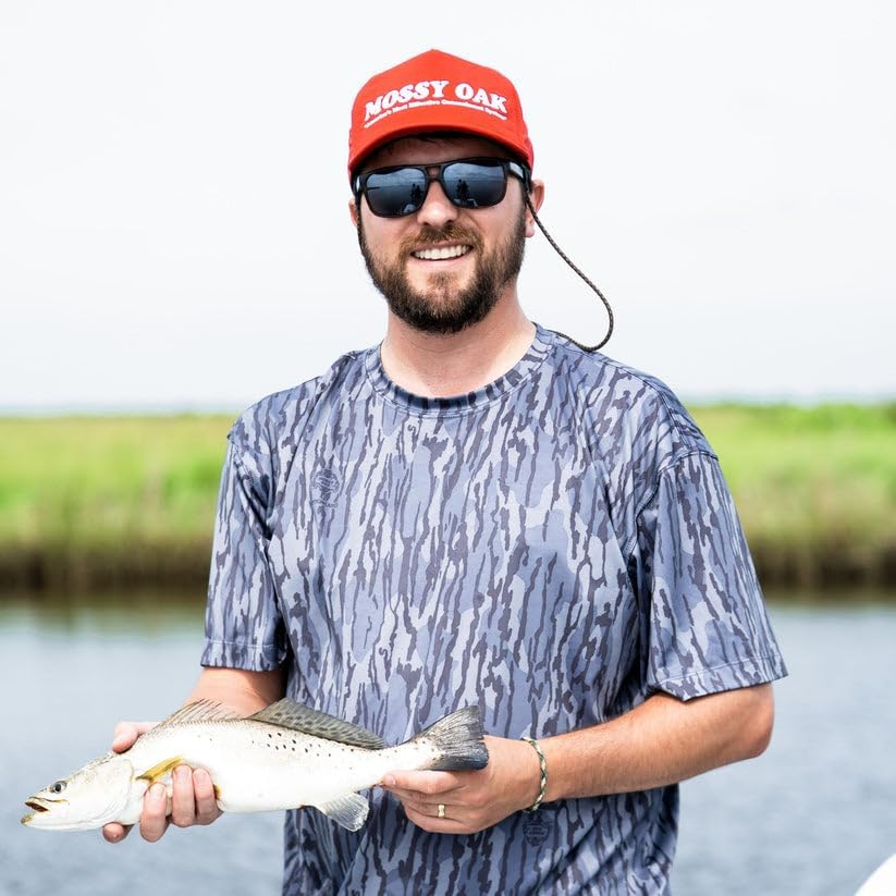 Mossy Oak Men's Sun Protection Shirts for Fishing, Swim, and UV Protection Short Sleeve