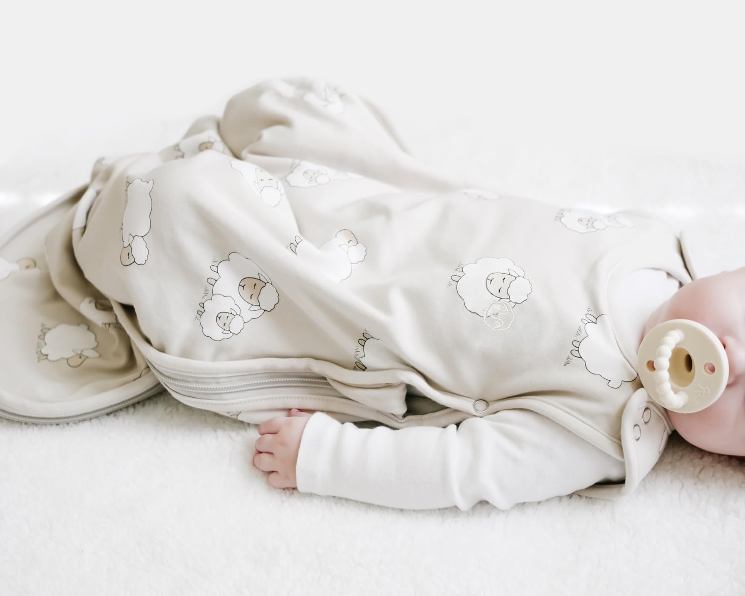 Woolino 4 Stagioni Sacco a Pelo in Lana Merino - Misurare Universale con Cerniera a Due Vie Regolabile per Bambini (2-24 Mesi)