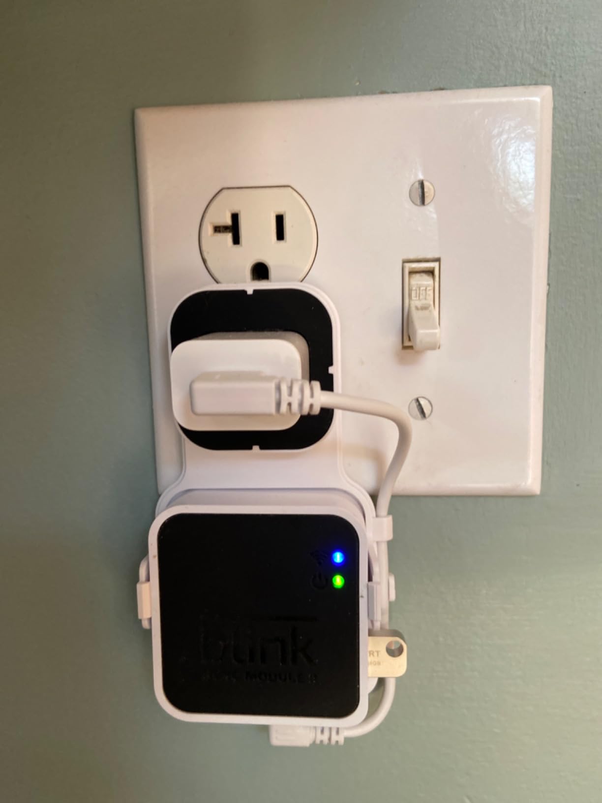 256GB Blink USB Flash Drive and Sync Module 2 Mount, Space Saving and Easy Move