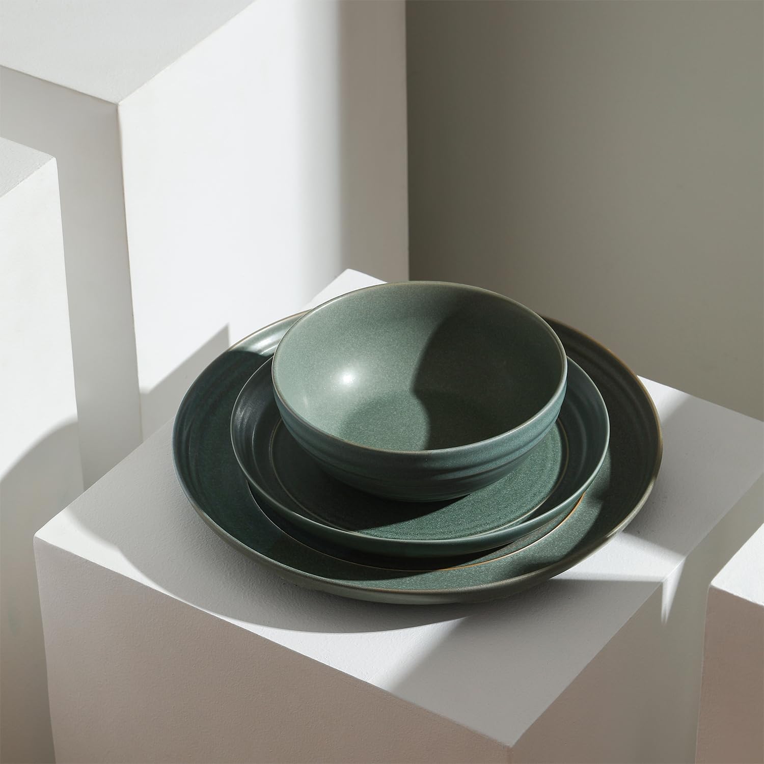 Stone Lain Elio 12-Piece Dinnerware Set Stoneware, Plates and Bowls Set, Dish Set for 4, Green