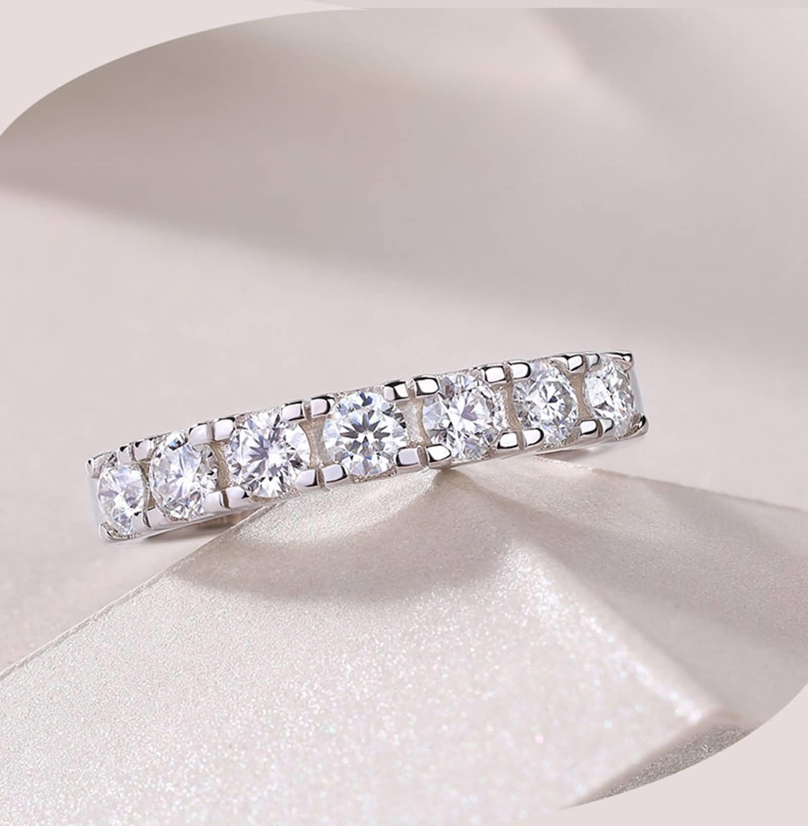 Moissanite Anillo de oro blanco, anillo de boda para mujer, oro auténtico, media eternidad, anillo de compromiso con Moissanite Bandringe para mujeres