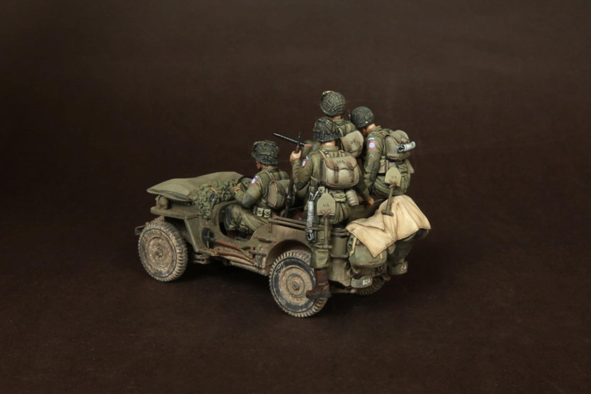 IDF イスラエル　ランドローバー　1/35 完成品　レジン　フィギュア付き IDF イスラエル ランドローバー 1/35 完成品 レジン フィギュア