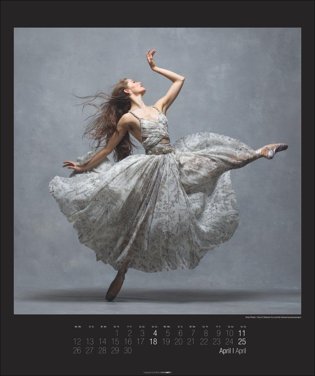 The Art of Movement Kalender 2027: Kunst und Mode vereint in faszinierenden Tanz-Bildern, die Anmut und Haute Couture verbinden. Großer Wandkalender im Hochformat 46 x 55 cm