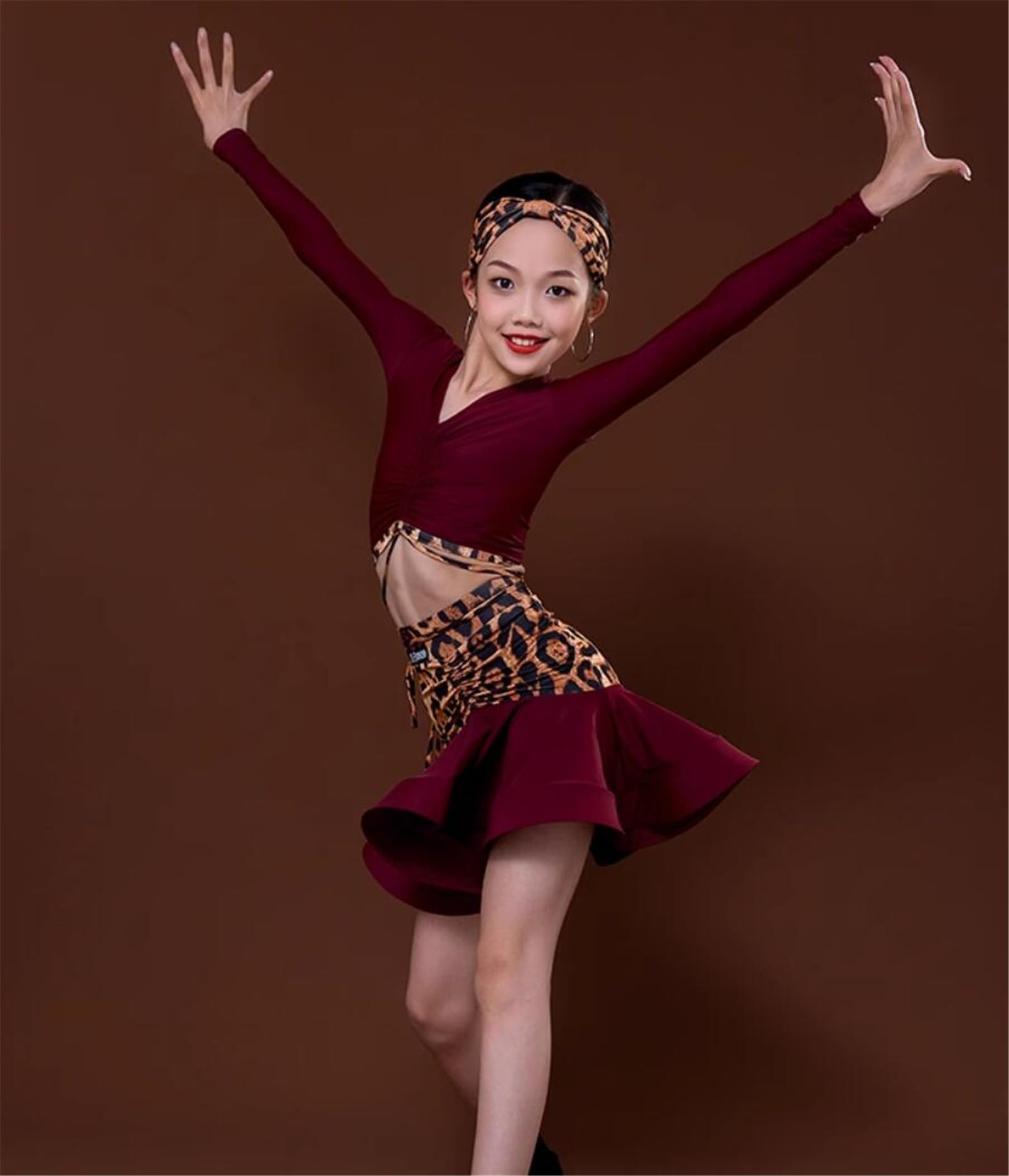 OTMYIGO Abito da Ballo Latino per Ragazze Abito a Maniche Lunghe per Bambini Abiti da Competizione per Sala da Ballo Latino ChaCha Rumba Samba Costume Tango Wear