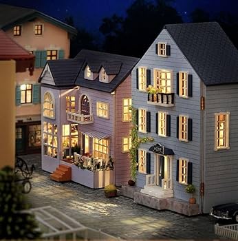 ドールハウス完成品オーダー。小さなおうち。二点セット青、紫 Amazon | Blue Giraffe DIY 木製 ミニチュアドール ハウスキット